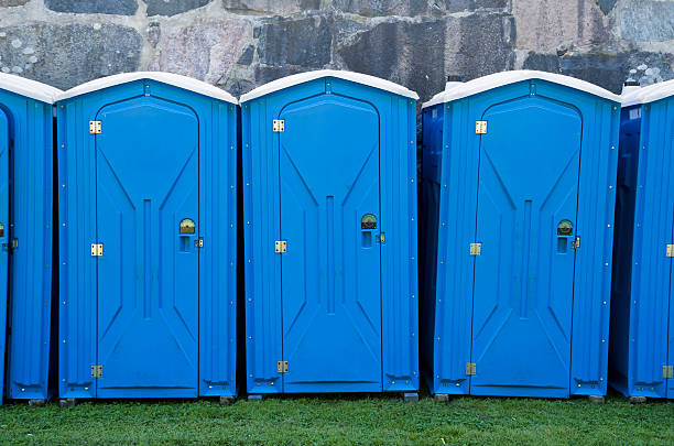 Portable Restroom Setup and Delivery in Bakersfield Country Clu, CA